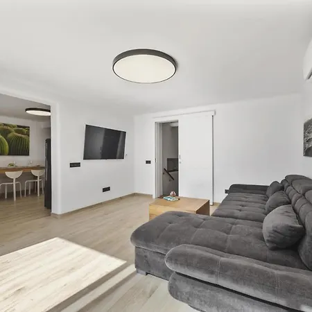 Atlantico - Planta Baja فيلة *